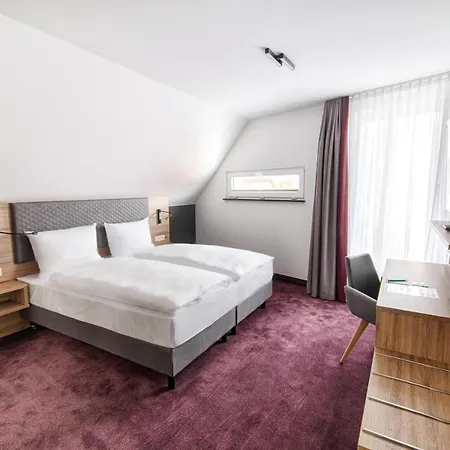 Hotel Kupferzell ホテル 4*