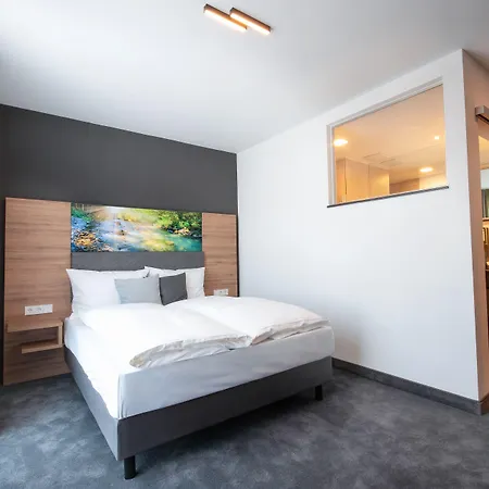 Hotel Kupferzell ホテル